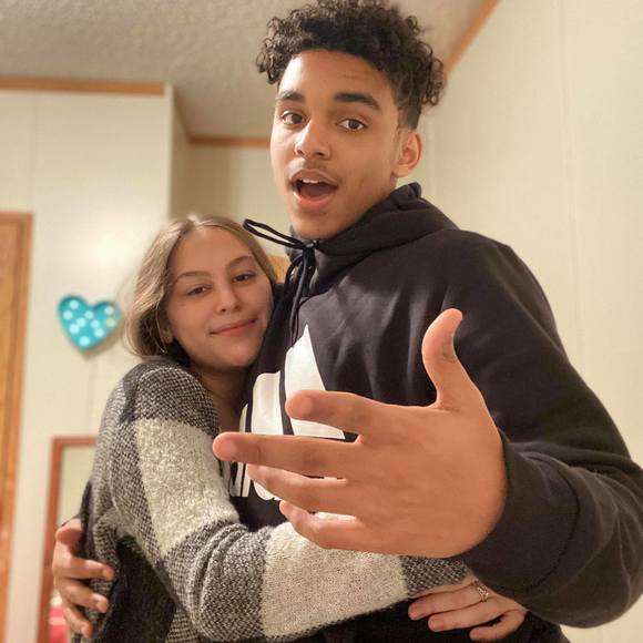 Meet your Posher, Chris - Picture 1 of 1